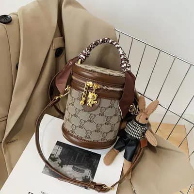 کیف وارداتی 6811